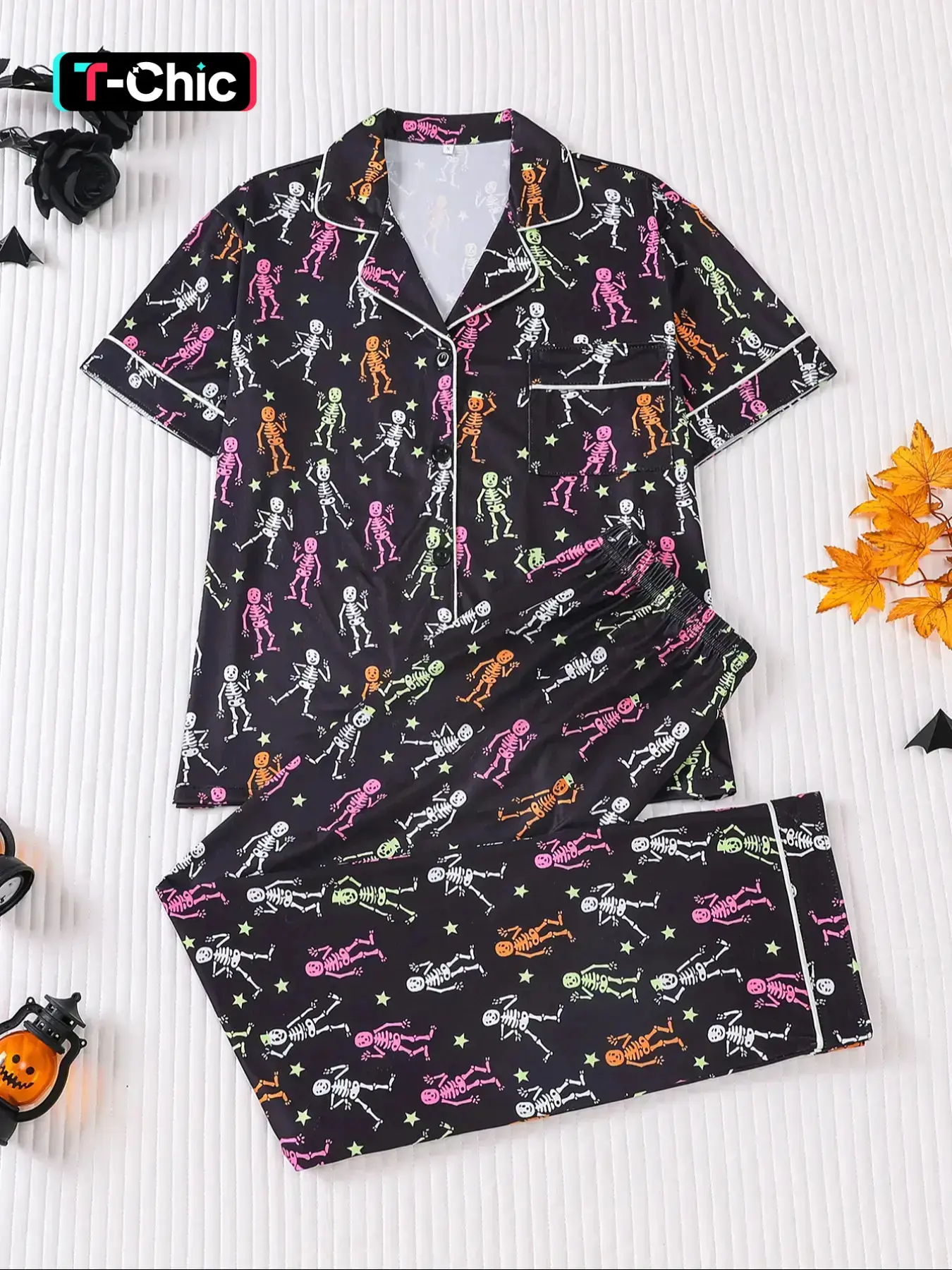 2 pieces of women's Halloween skull print knit short sleeved fitted pants pajama set with top pockets suitable for all seasons, fashionable, comfortable, elegant, casual home wear and loungewear, Nightwear Pajamas, Homewear Pjs
