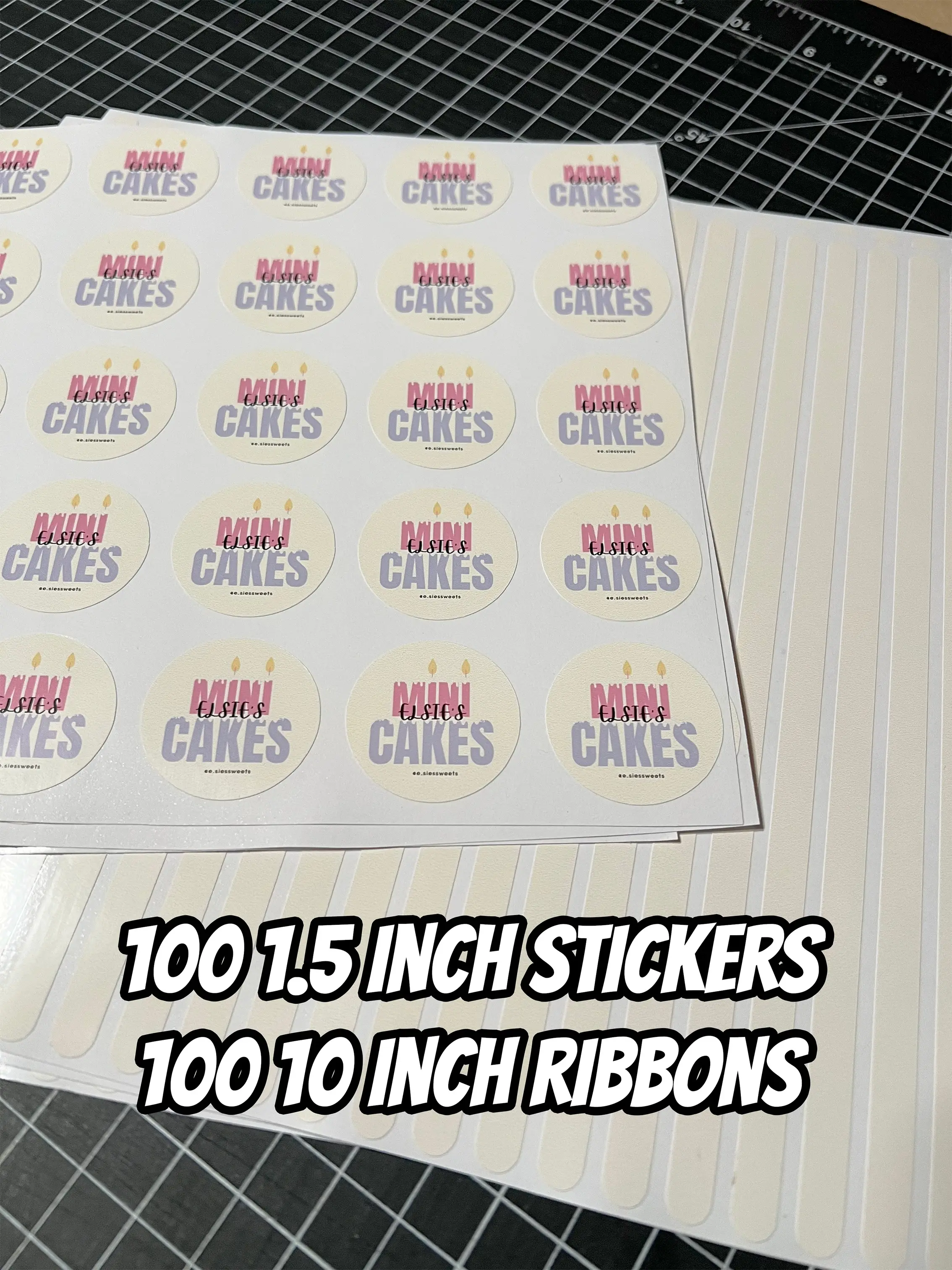 Mini cakes stickers and ribbons 100 pcs