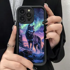 A Cool Wild Wolf and Aurora Pattern Matte Anti-drop Phone Case, Suitable for iPhone 17 Air/16 Plus/15 Pro Max/14 Pro/13/12/11/XS Max/X Phone Case, Ideal Gift for Family, Friends, Lovers, Boyfriend, Girlfriend, Best Choice for Holiday Gifts TY469