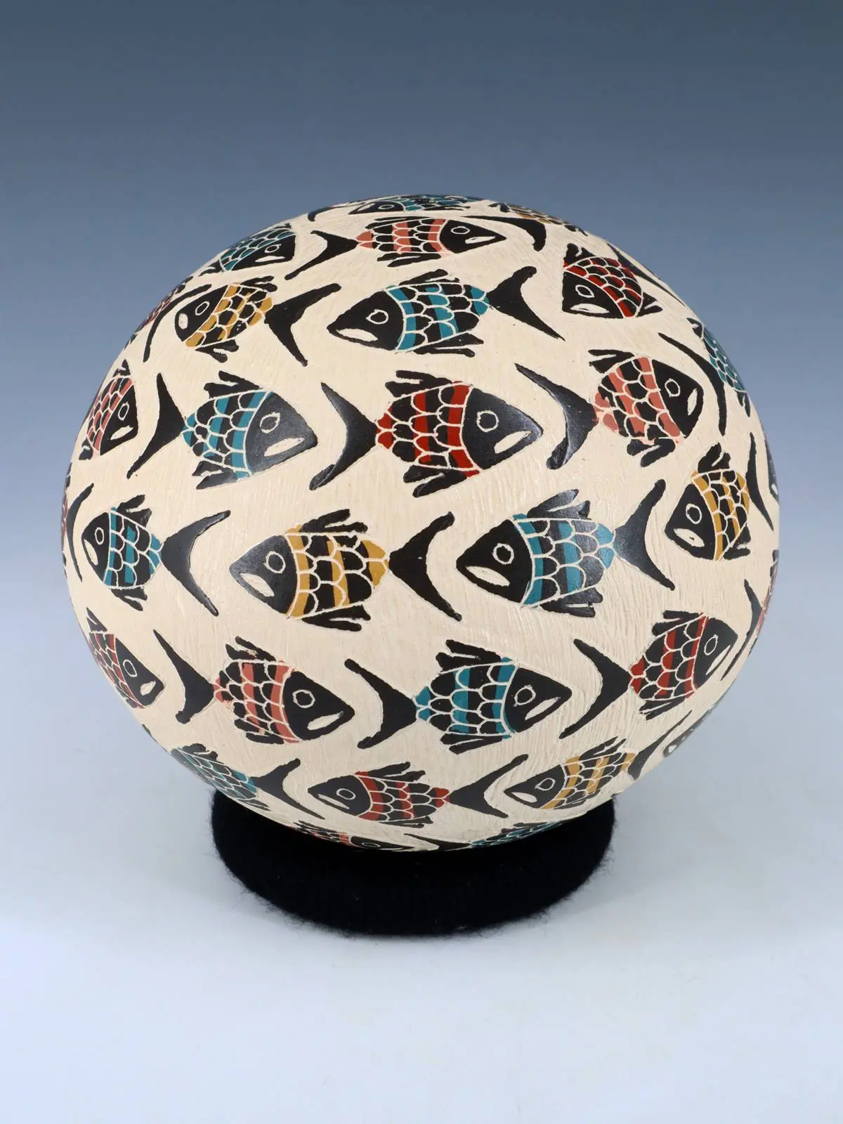 Mata Ortiz Hand Coiled Etched Fish Pottery Seed Pot Mata Ortiz Hand Coiled Etched Fish Pottery Seed Pot
