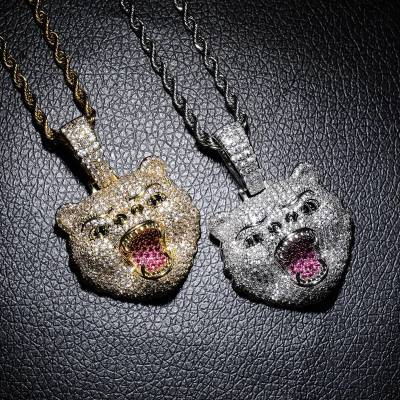 Roaring Bear Head Pendant Bling Statement Charm for Hip‑Hop Streetwear Vibe