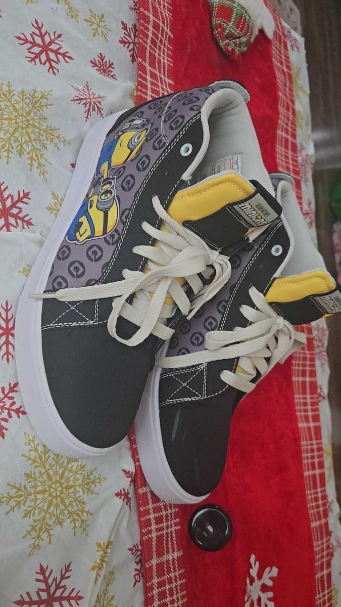 Item: 11M/12W, BLACK/GREY/YELLOW