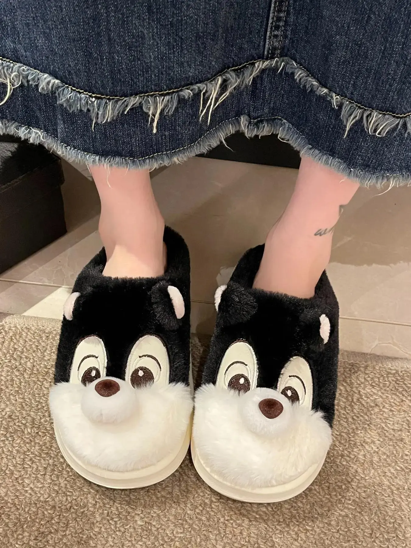 Women's Squirrel Plush Cotton Slippers, Fall & Winter Home Bedroom Warm Anti-Slip, Cute Cartoon Animal Design, Fabric Upper Material