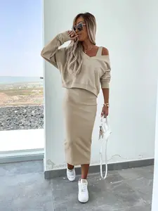 Women's Casual Fashion Minimalist Two-Piece Set, Long Sleeve Round Neck Sweatshirt & Slim Fit Dress Combo, Comfortable Daily Wear, Casual Loungewear Set