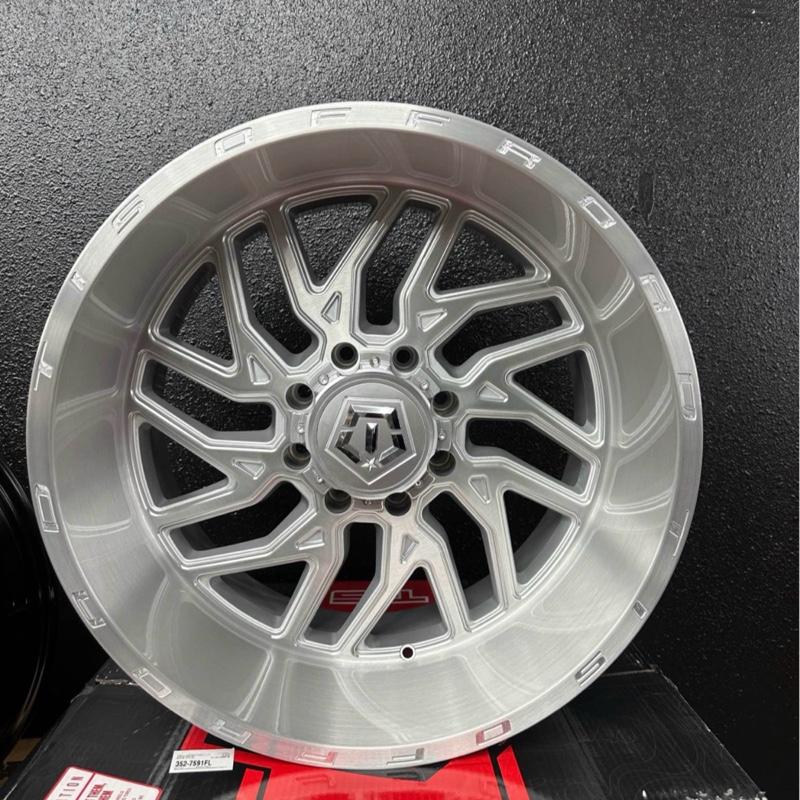 22x12 tis 544 bsm 8x170