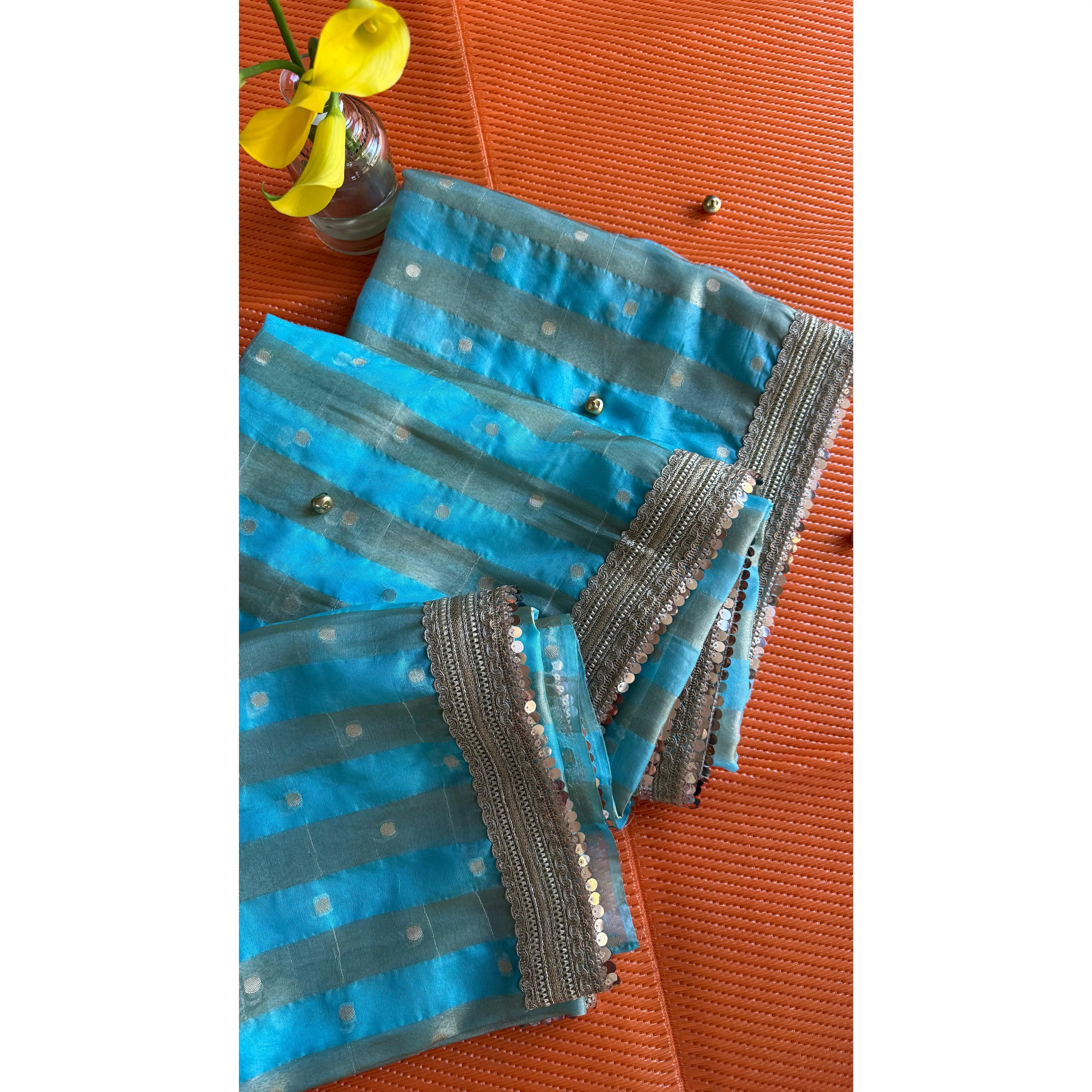 Tapomayi Saree