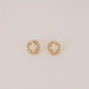 Reina Cluster Studs