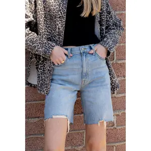 Eunina Alan Relaxed Short in Noran