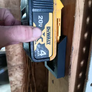 Dewalt Battery Holder 3d Printed 5 pack snapon tools