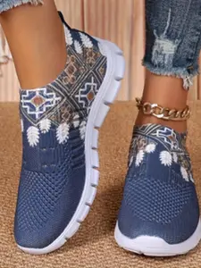 Boho Ethnic Style Slip-On Women's Lazy Casual Shoes, Comfortable Footwear for Daily Wear, Trendy and Relaxing Design