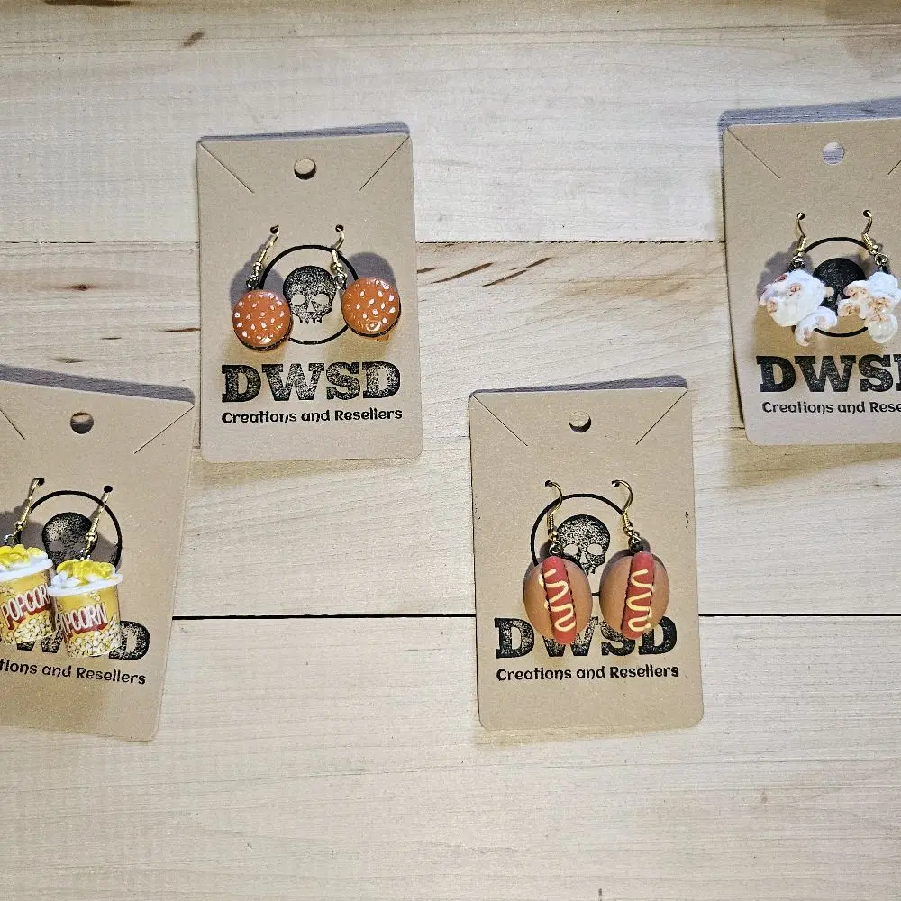 MOVIE NIGHT Earings Set DW Creations and Resellers