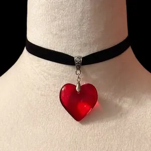 Red Crystal Heart Pendant on an Adjustable Black Velvet Choker Necklace New