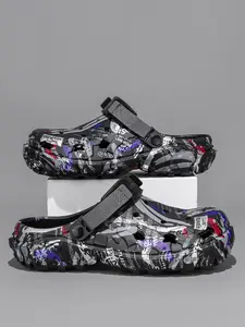 Men's Random Geometric Print Slides, Casual Comfortable Breathable Lightweight Slides, Fashionable Slippers for Indoor & Outdoor Wear, Boy