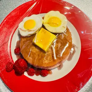 Berry and Egg Pancake Candles