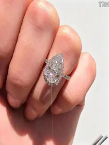 Water Drop Rhinestone Decorated Ring, Elegant Statement Jewelry, Fashion Accessory for Wedding & Party, Engagement Gift for Her, Maximalist Style Ring, Versatile Daily Wear Piece