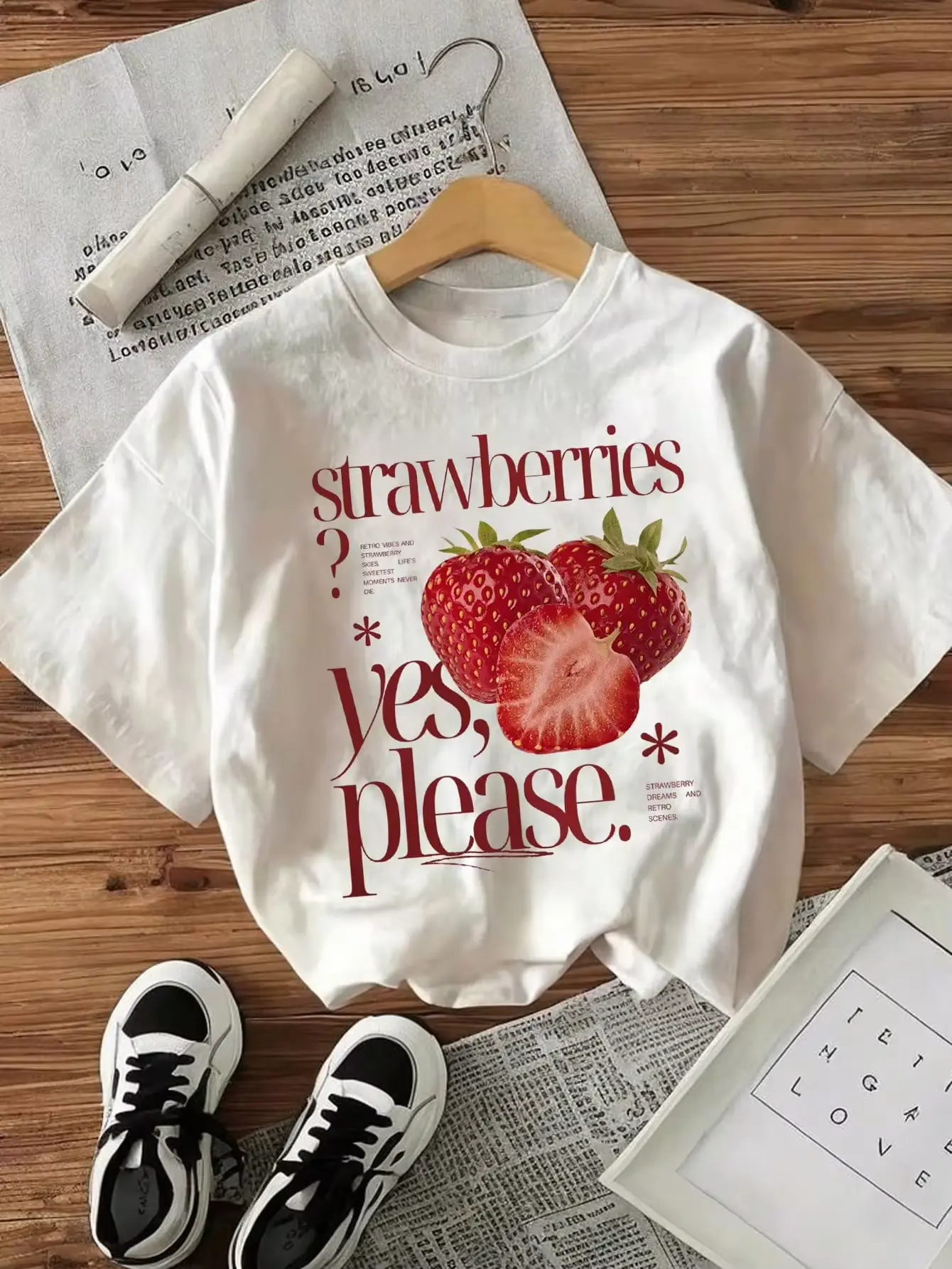 SHEIN MOOSTA Women's T-Shirt With "Three Strawberries, Yes, Please" Printed, Loose Short Sleeved, Suitable For Spring And Summer Casual Crewneck