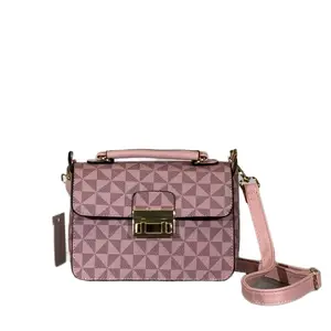 Women’s geometric purse