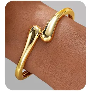 Gold Bangle Bracelets for Women & Teens, Trendy Chunky Adjustable Twist Cuff, Stylish Jewelry for Her, Perfect Gift for Valentine's Day, Mother's Day & Special Occasions, Elegant Bracelet Gift for Women