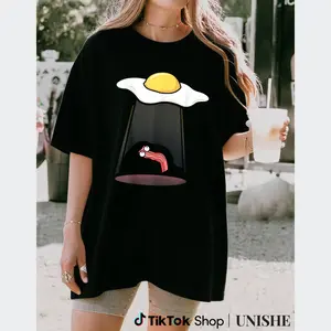 Kidnapping Bacon Alien UFO T-Shirt – Unique Funny Breakfast Theme