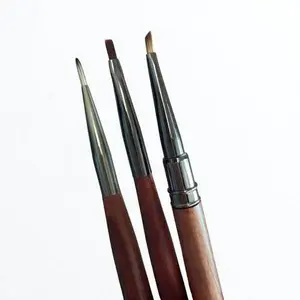 Wood-Handle Round Acrylic Nail Brush — Eco-Conscious Tool