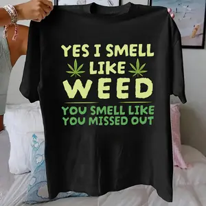 Bold "Yes I Smell Like Weed" Graphic Print T-Shirt for Men & Women, Black Cotton Tee with Green Leaf Design, Casual Knitted Top for Spring Summer, Everyday Wear, Humorous & Playful Streetwear