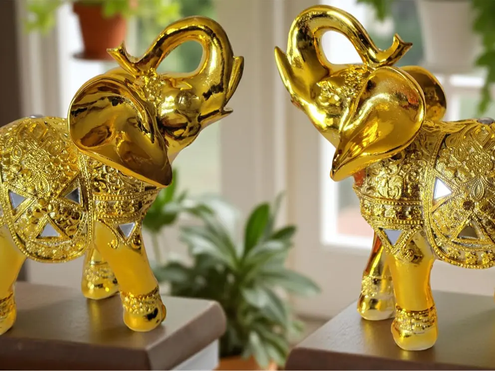 Dalax 8-in Gold Elegant Resin Elephant Sculpture Set, 2 Trunk-Up Collectible Wealth Lucky Christmas Ornaments, Decorative Trinket for Home & Office Table Decoration Gifts