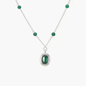 en route Silver Linh Necklace, Sleek Silver Chain with Vibrant Green Stone Pendant, Versatile for Daily Wear and Layering