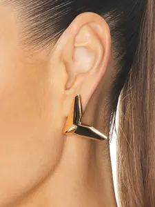Girls' Gold-Plated Stud Earrings Personalized Geometric Earrings 18k Gold-Plated Stainless Steel Waterproof Unique Airport-Shaped Simple Style Jewelry Essential Stud Earrings for Travel and Outings