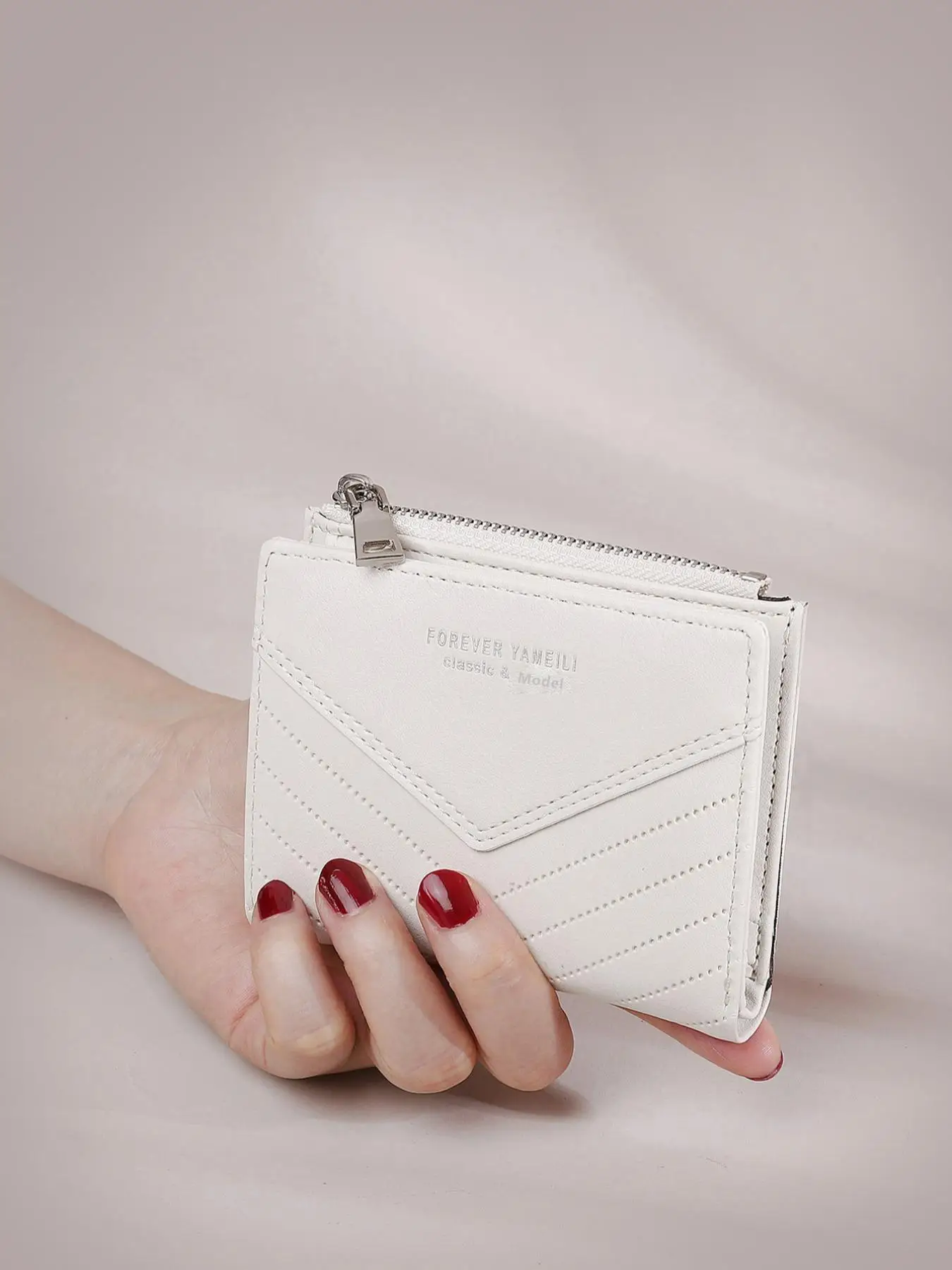 Women's Chevron Pattern Zipper Bifold Wallet, Fashionable Lightweight Multi-functional Short Wallet, Small Card Holder Wallet for Women & Girls