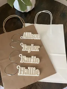 Bridesmaid Bag Tag, Gift Tag, or Keychain - 3D Printed - Choose your colors and names!