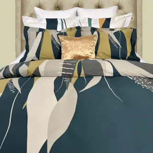 Beddley Emerald Green Dreamscape Easy-Change Duvet Cover SetE