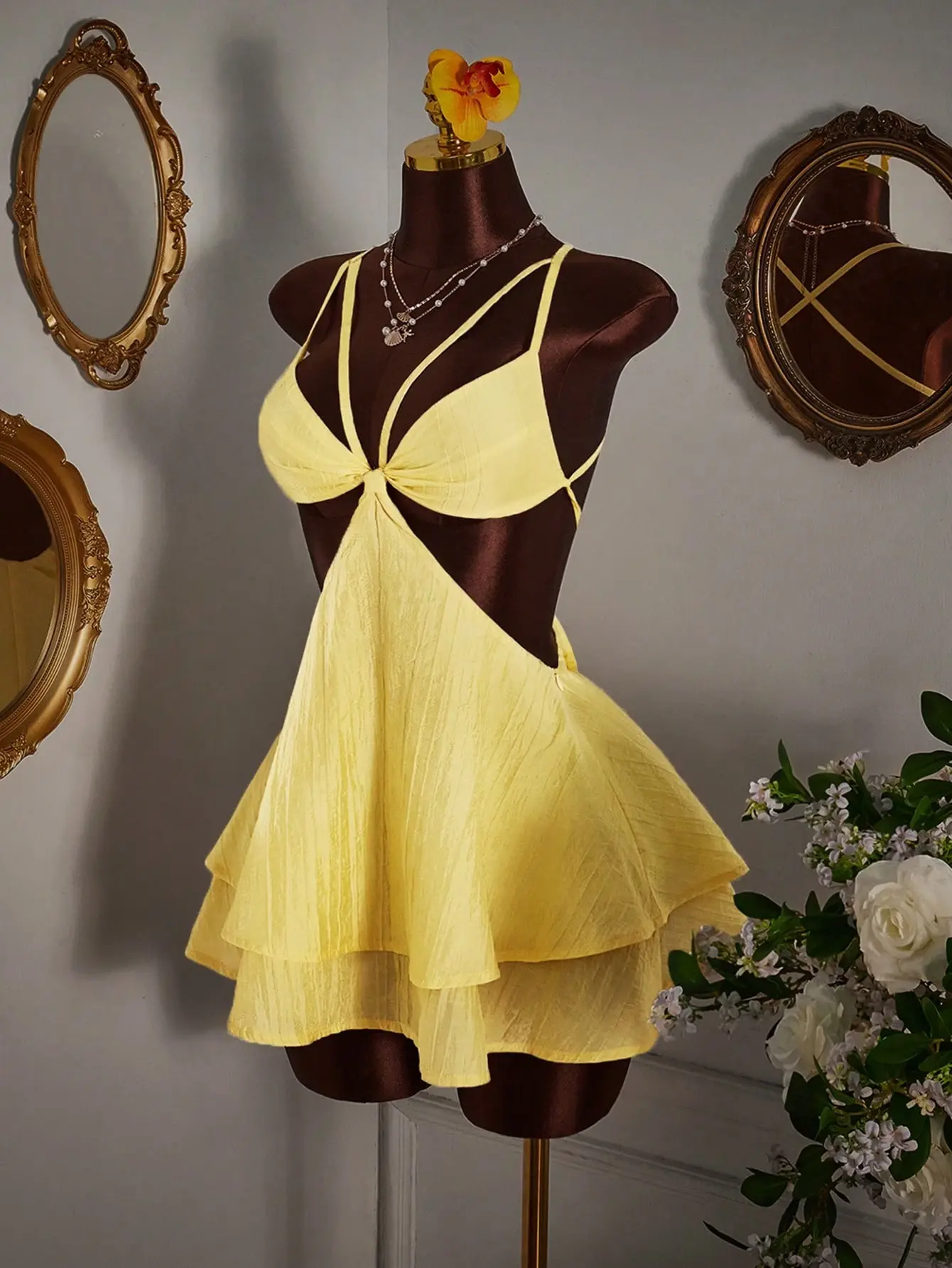 LALUZ Summer Night Out Dress Pale Yellow Backless Criss-Cross Minimalist Multi-Layer Hem 70s Disco Club Party Boho Vacation