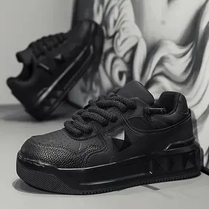 Men's Stylish Solid Color Low Top Skateboarding Shoes - Preppy, Sports, Casual | All-season Comfort | Lace-Up Closure | PU Upper | Fabric Lining | PVC Sole | Cloth Insole | Round Toe Sneakers for Daily & Casual Wear - For Men - Suitable for