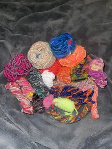 Dream Fiber Art Handspun Yarn in Various Colors - 100% Acrylic for Sweaters, Scarves, Hats, and Blankets
