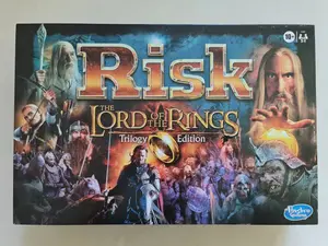 Risk: The Lord of The RIngs Trilogy Edition