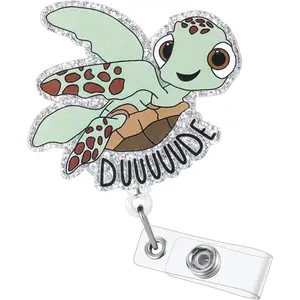 Interesting turtle-shaped nurse badge holder, a cute work badge clip with a retractable clamp, suitable for students, nurses, medical personnel, and teachers as an identification accessory, convenient and practical, and also makes a great gift