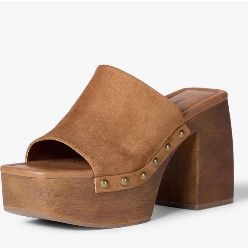 Women’s Lightweight Platform Clog Sandals, Tan Suede, Wooden Heel, Studded Detail, Comfortable Slip-On Mules for All-Day Wear(size 8.5)
