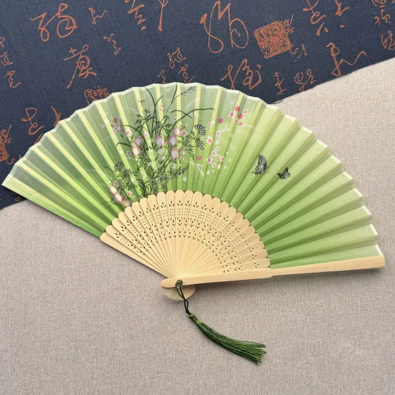 New Chinese-style wooden fan with 22 wooden ribs and paper fan surface, foldable Hanfu ancient style summer dance fan