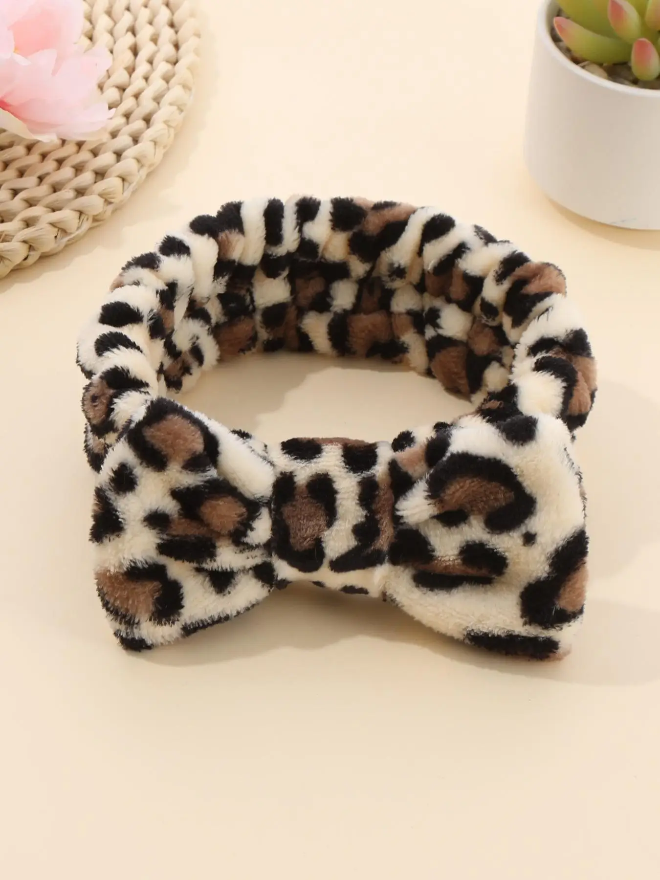 Leopard Print Bow Decor Flannel Hair Band, Cute Bow Decor Hair Band for Women for Hairstyle Ideas, Flannel Hair Band for Face Washing, Spa, Shower