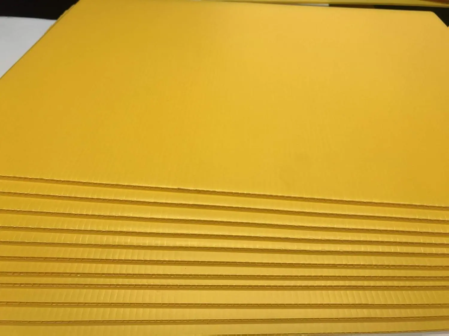40 Yellow 18"x24" 4mm Corrugated Plastic Sign BLANK Bundle of 40 Pieces Ship Same Day Outdoor Yard Signs Waterproof Wind Resistant UV-Print Compatible