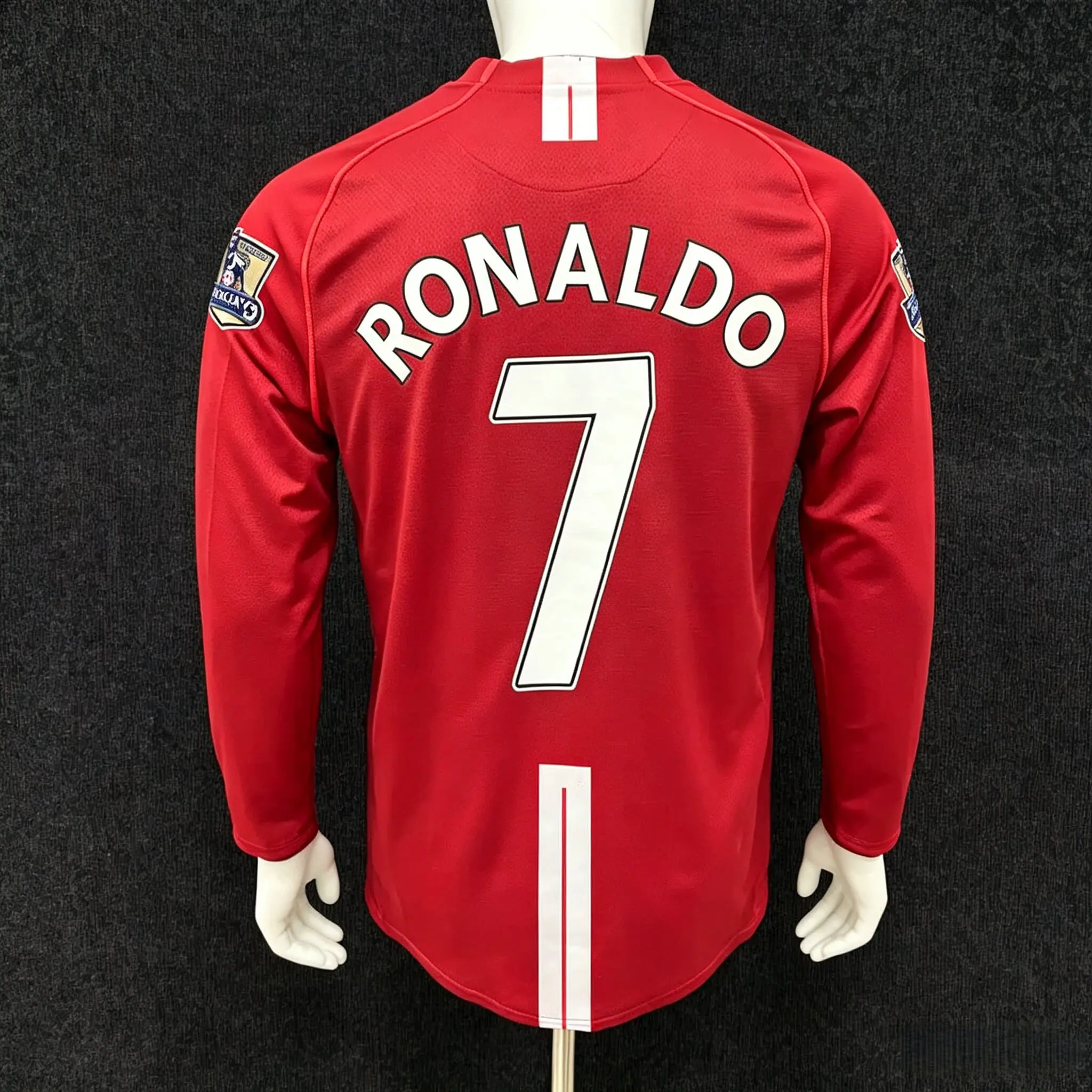 0708 Home Retro Red No.7 Ronaldo Long Sleeved Soccer Jersey