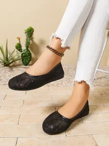 Summer Breathable Mesh Flat Shoes for Women, Hollow Out Sequin Low Top Sandals, Soft Sole Anti-Slip Slip-On, Versatile Casual Mom Shoes