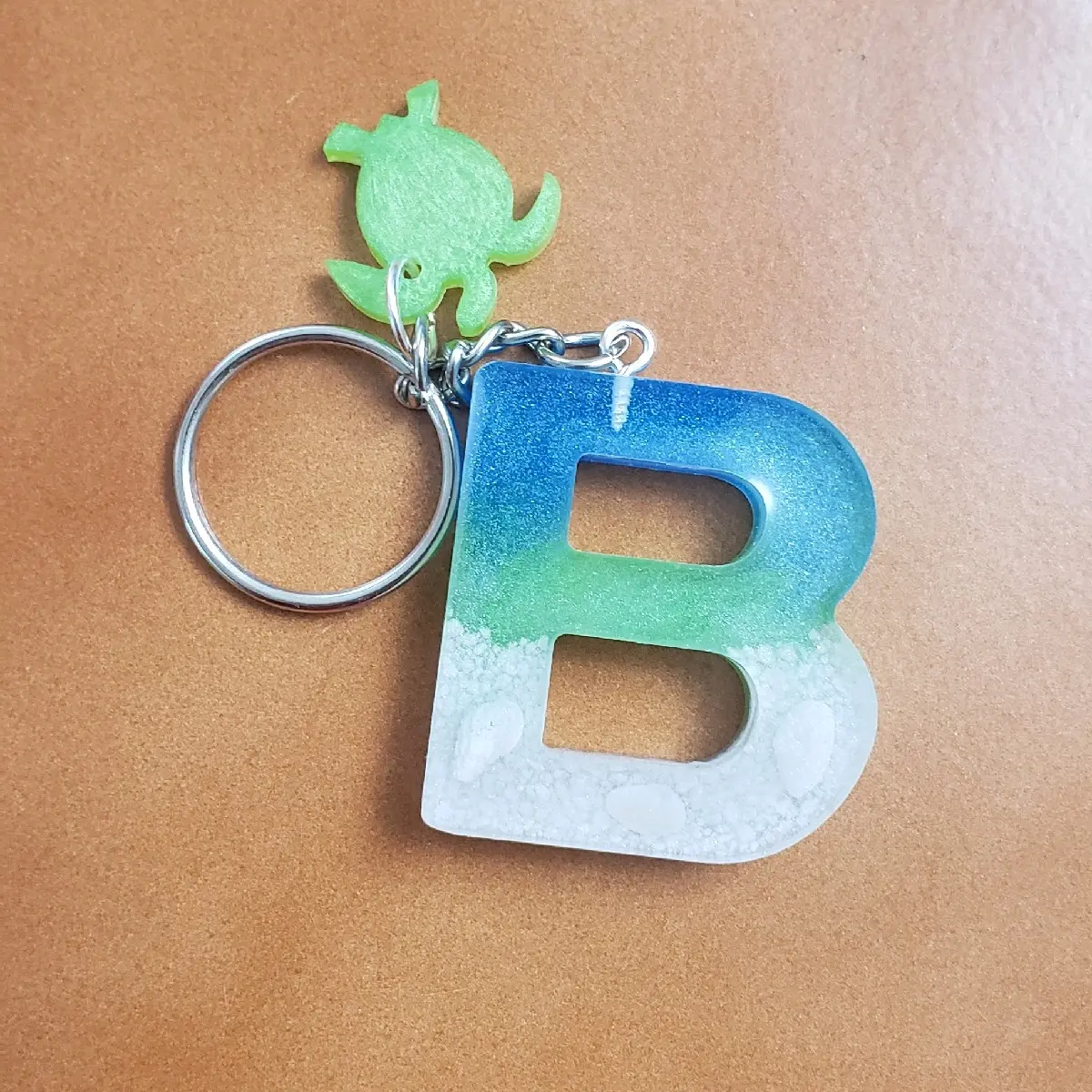 Leter "B" resin handmade Keychain beach themed