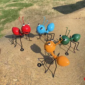 Creative Ant Design Garden Decoration, Garden Sculptures Statues, 4pcs/set Metal Ant Statue, Outdoor Garden Decor for Lawn, Tree, Pot, Window SillXXUNIVERSE GOODS10