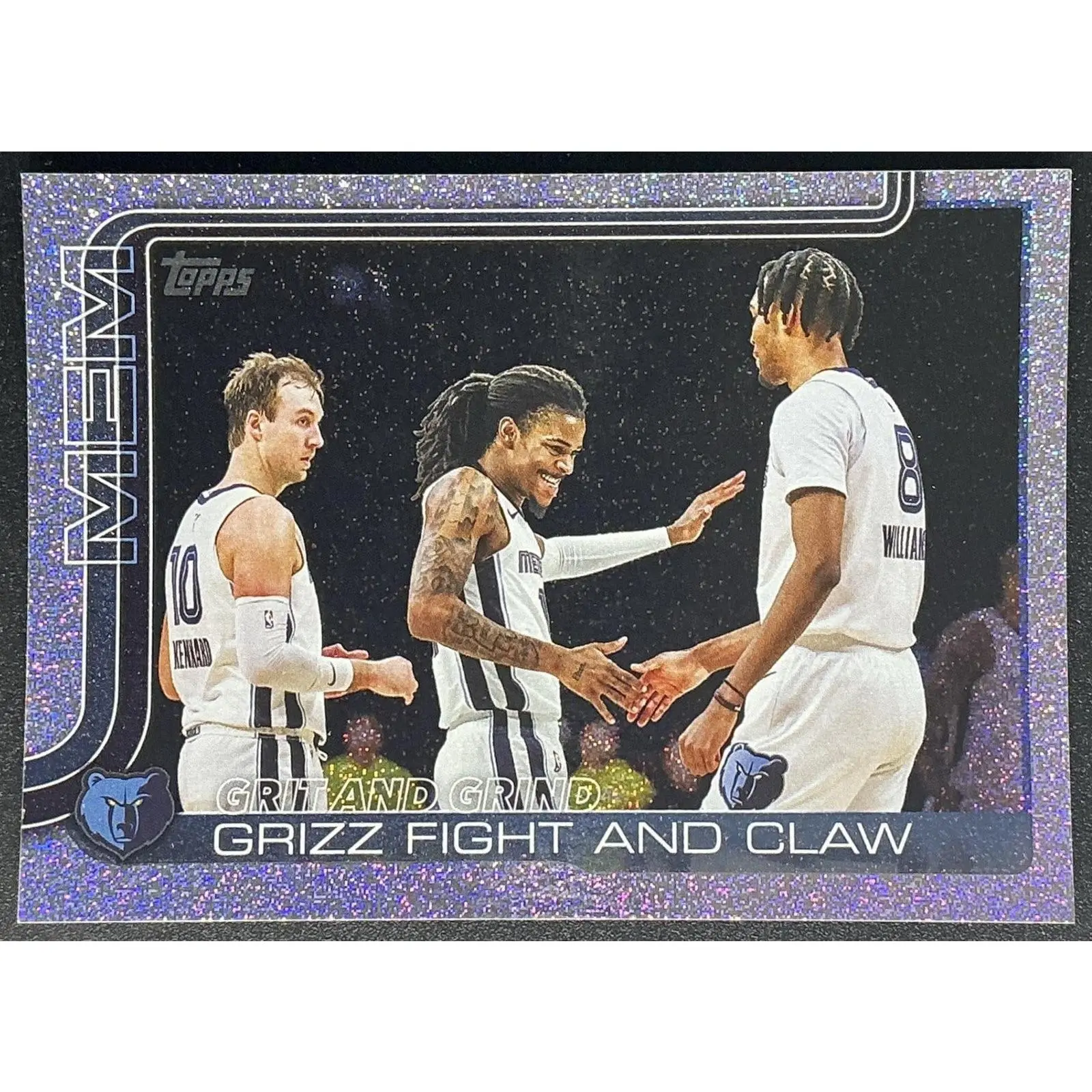 GRIT AND GRIND, GRIZZ FIGHT CLAW 2025-26 TOPPS #29 SANDGLITTER GRIZZLIES