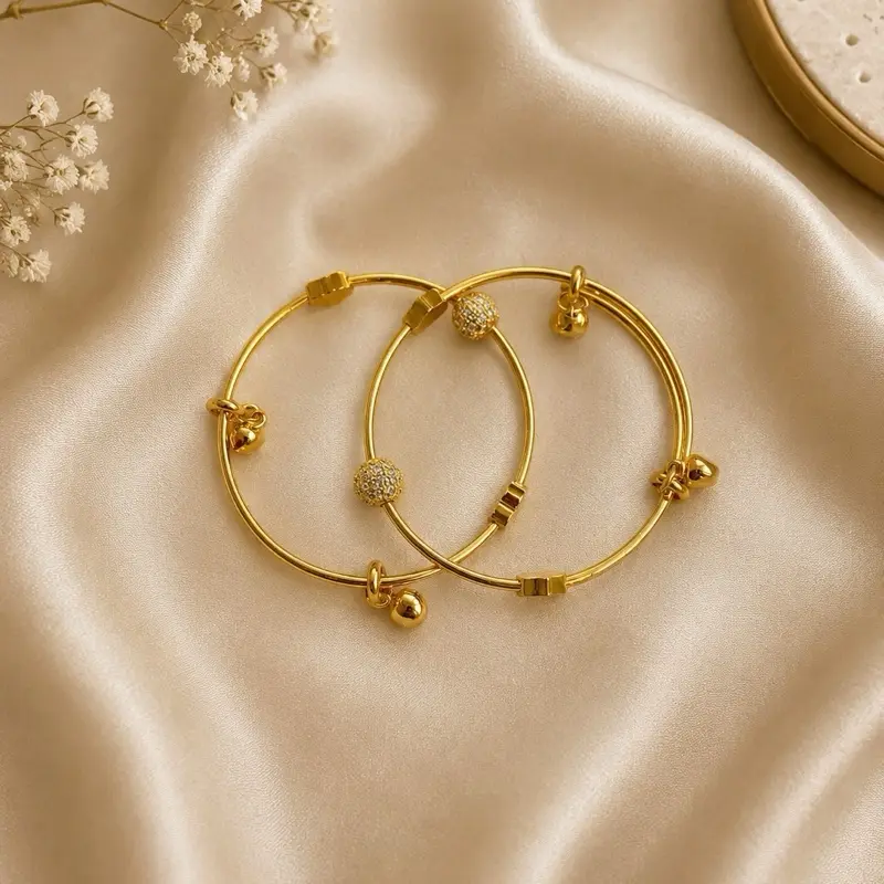 Adjustable baby bangles