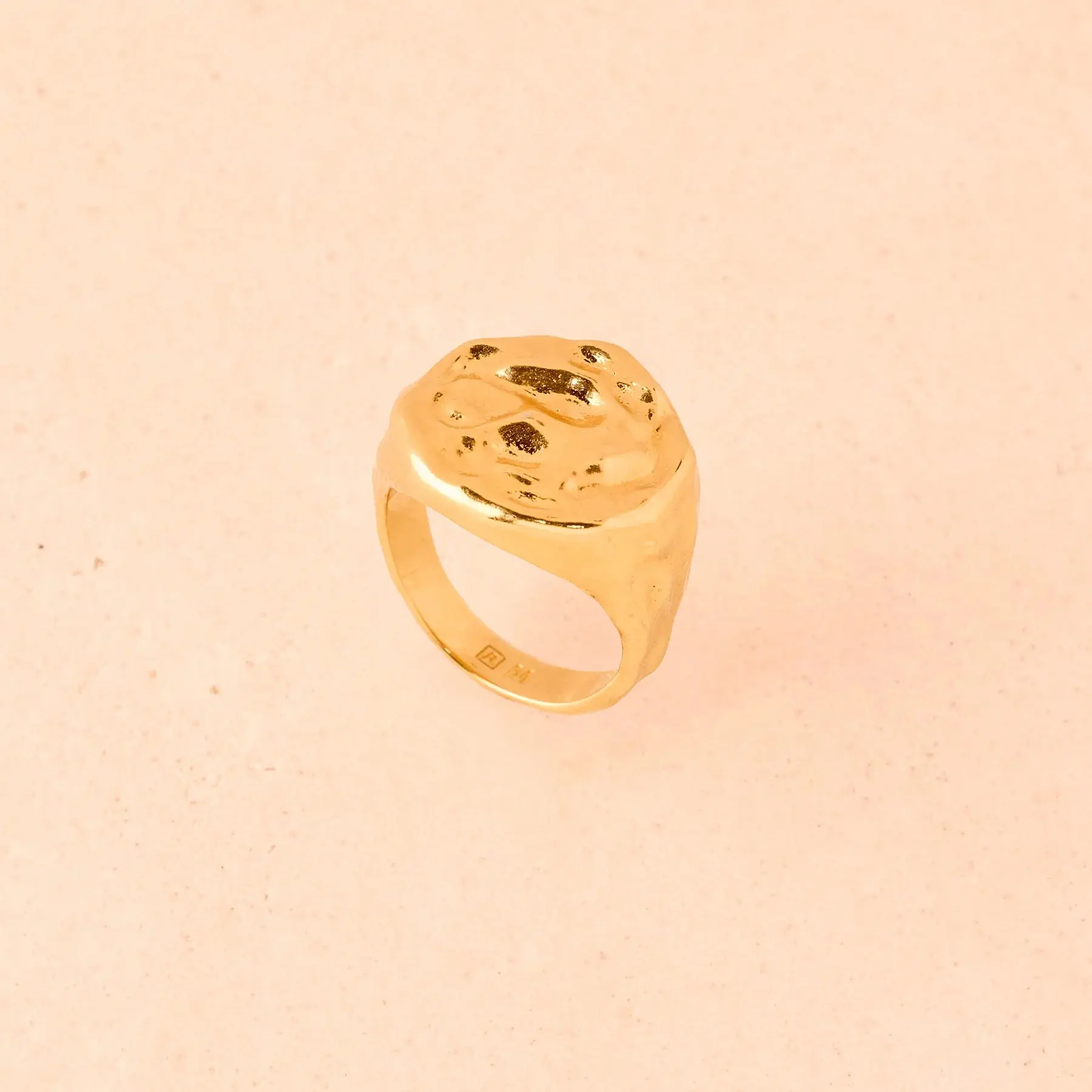 Antonia Ring