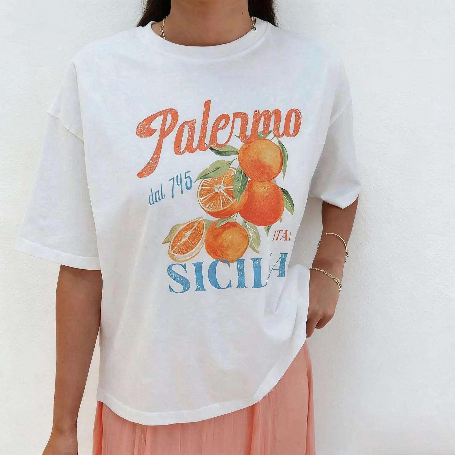 Women's Oversized Graphic T-Shirt, Retro Palermo Orange Print in a Colorful Style, Breathable 100% Cotton with Digital Print Perfect for Streetwear and Jeans, Soft, Fabric