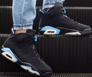 Streetwear Black and Blue Air-Cushion Basketball Shoes