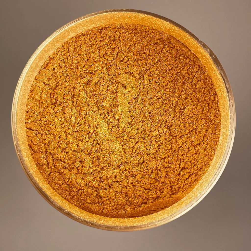 Shiny Gold - Beaver Dust Mica Pigments